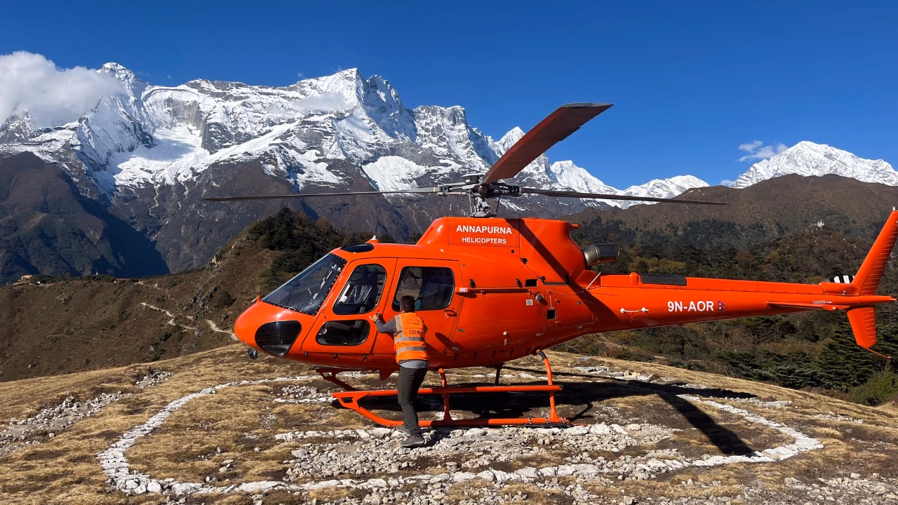 Everest Base Camp Helicopter Tour with Kala Patthar Landing