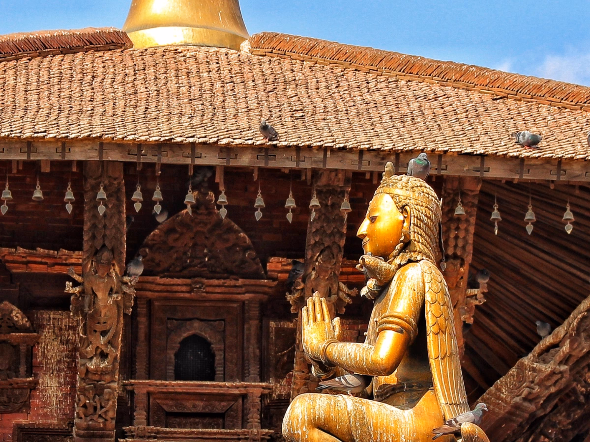 Golden statue at Kathmandu Durbar Square