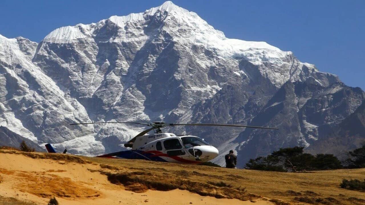 Helicopter Landing Near Kala Patthar