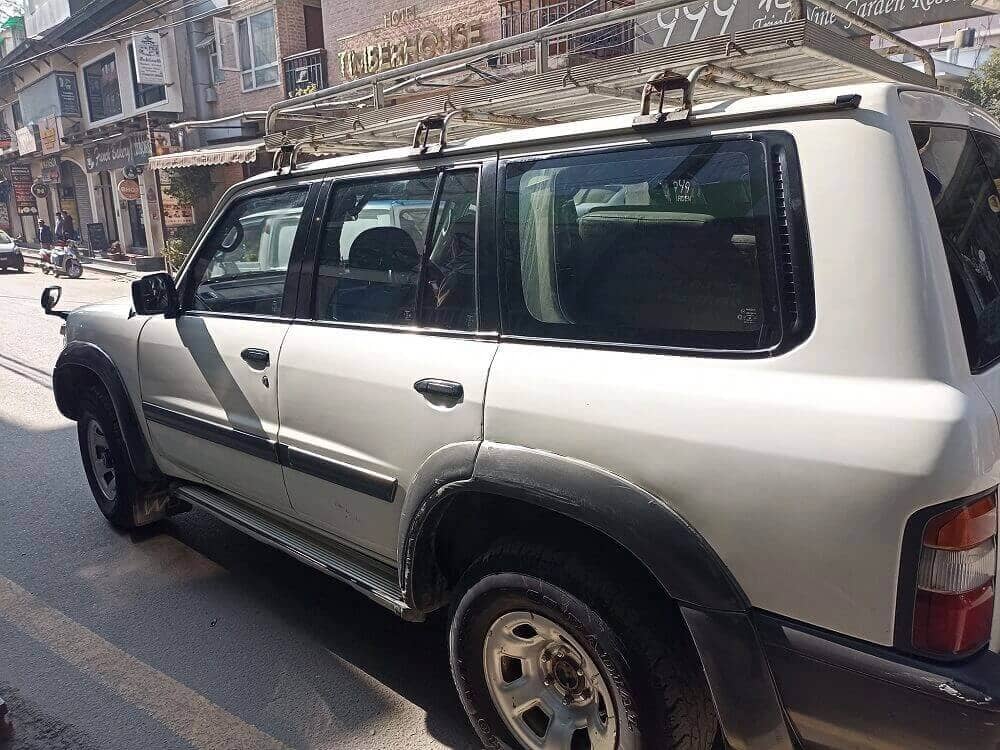 Jeep Hire for Arughat