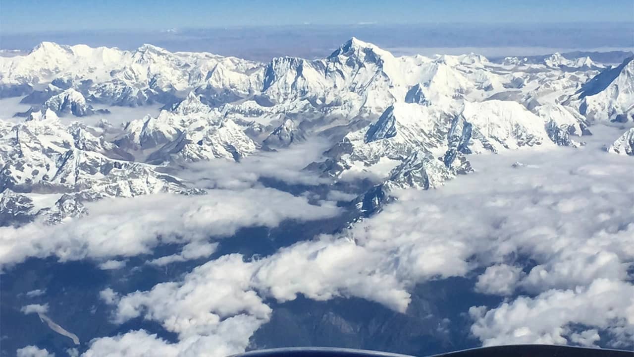 Everest Mountain Flight