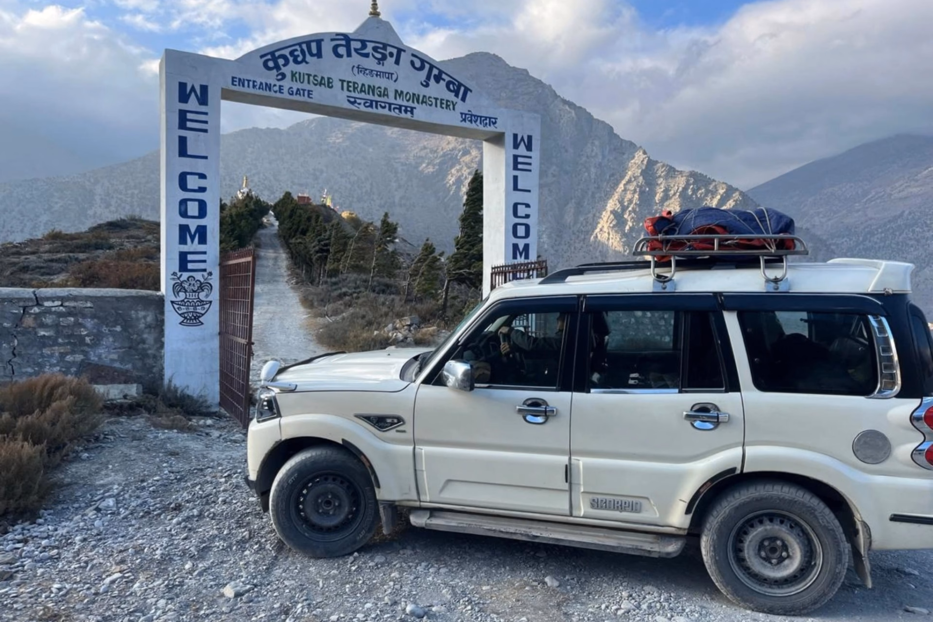 Kathmandu, Pokhara & Muktinath Luxury Jeep Tour 8 Days