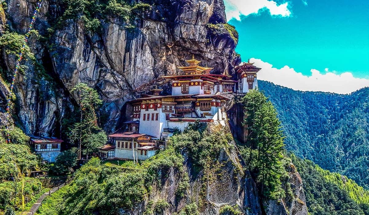 Hike to Tiger's Nest Monastery and Explore Paro