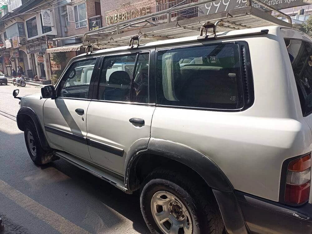 Jeep Hire for Arughat