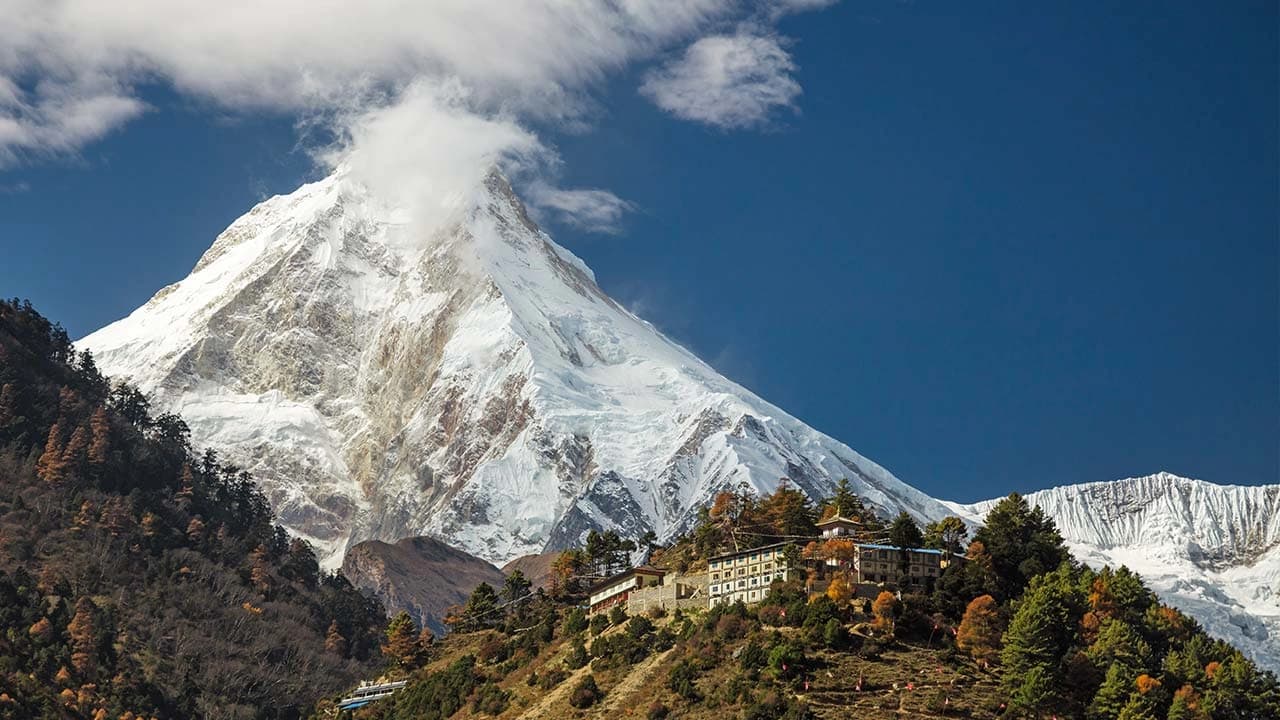 Short Manaslu Circuit Trek