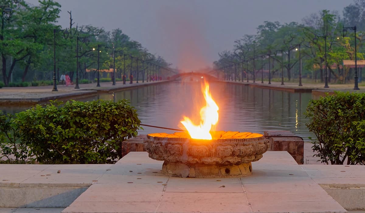 Car hire Kathmandu to Lumbini