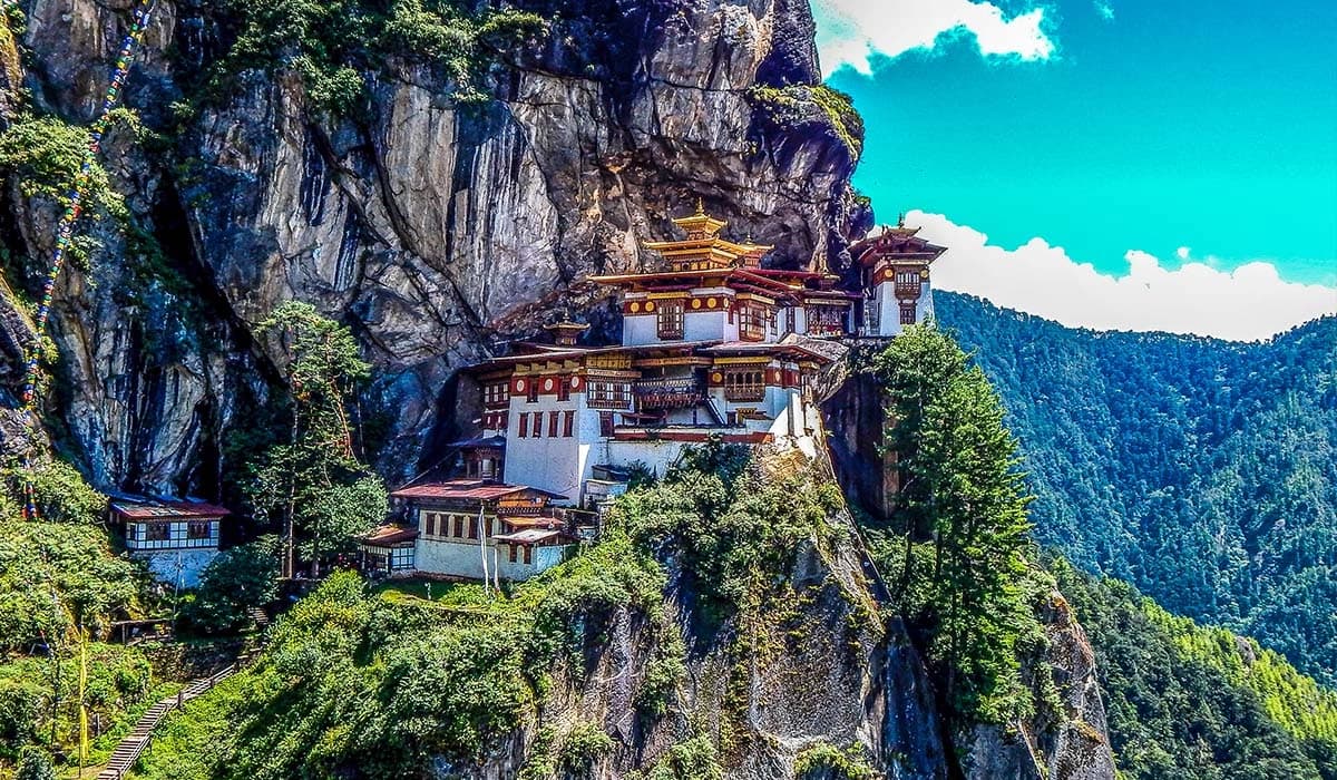 Hike to Tiger's Nest Monastery and Explore Paro